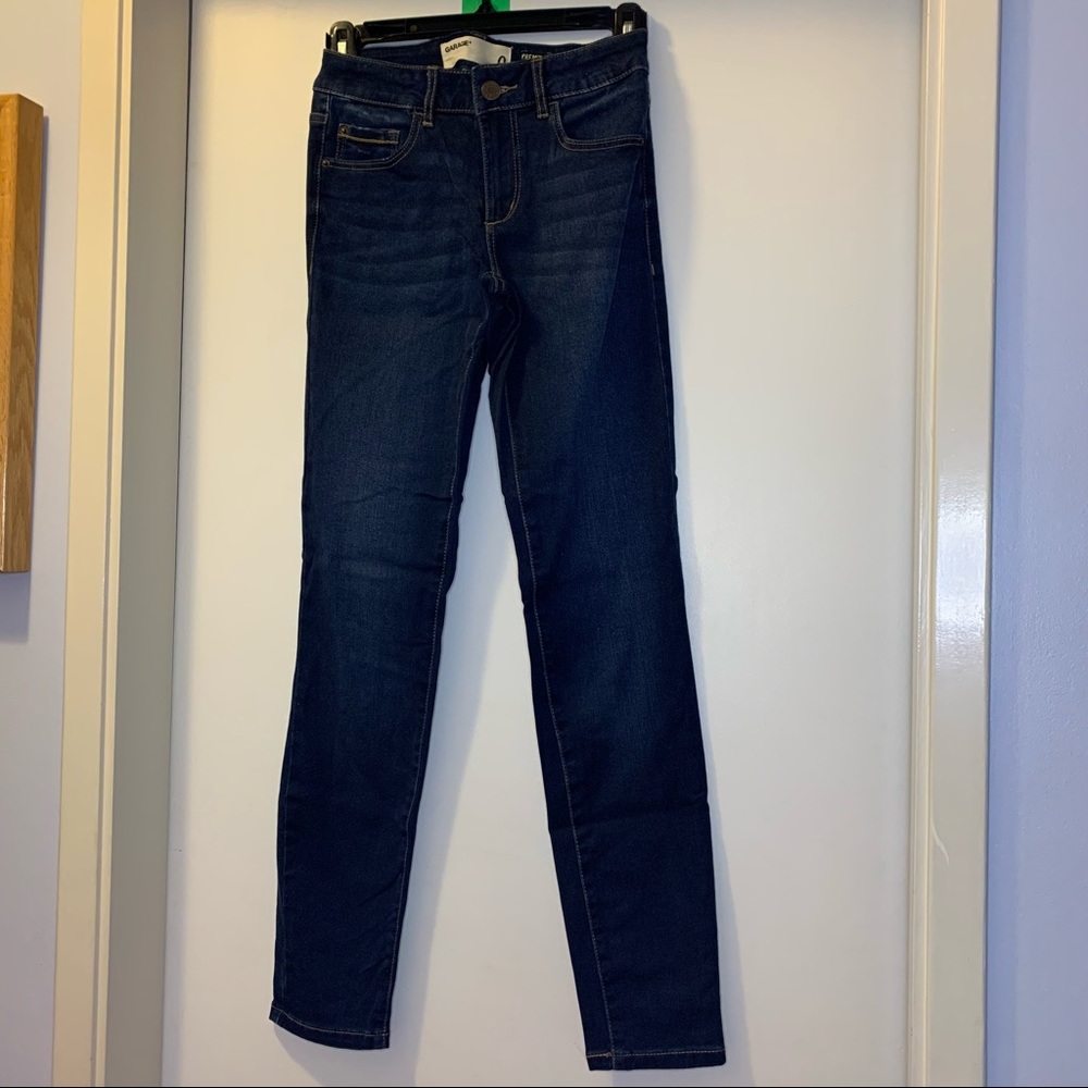GARAGE | High Waisted Jeans